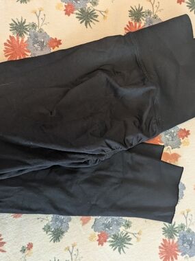 Black Stretchy Leggings with Ribbed Waist